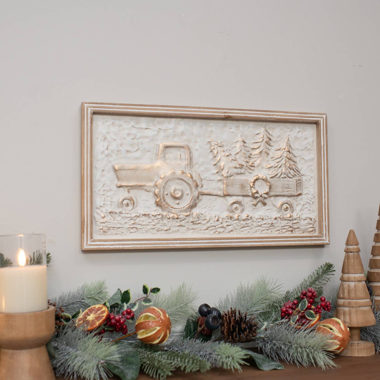 Metal Tractor Wall Decor